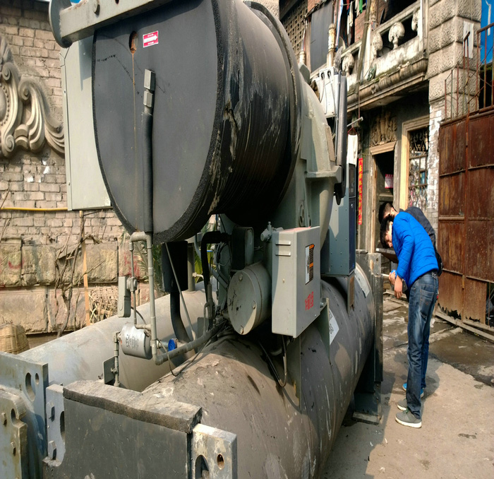 二手開利19XL離心式水冷冷水機(jī)組回收